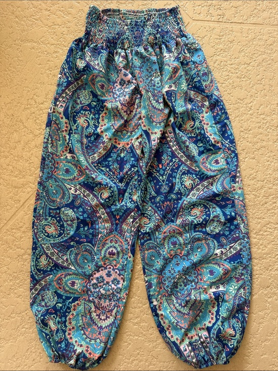 SHEIN Pants - SHEIN Blue Paisley Elastic Waist Harem Pants